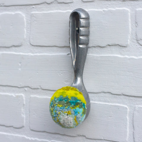 Ribbed Scoop Puff | Aqua + Lime