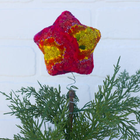 Star Puff Tree Topper | Hot Pink (1)