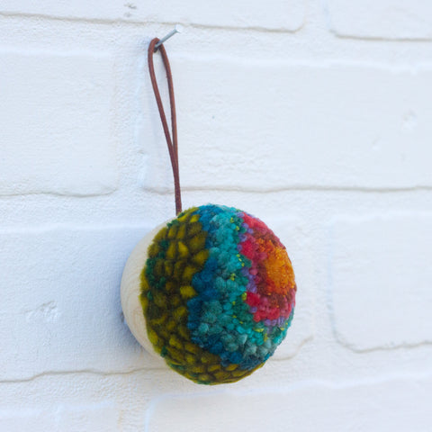 Puff Ornament | 25