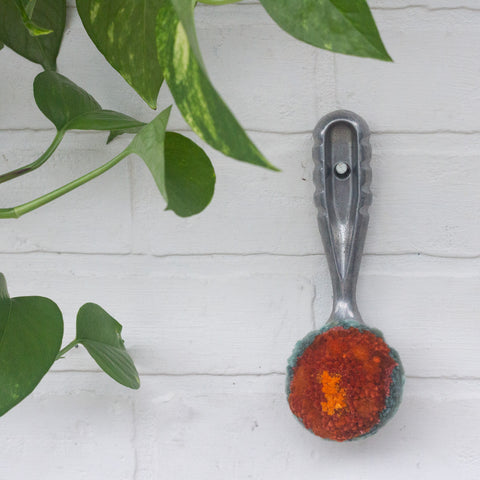 Sundae Collection | Vintage Chunky Ribbed Ice Cream Scoop, Hanging | 02